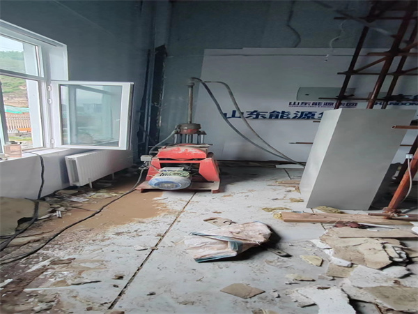 宁武地基基础下沉墙体裂缝加固注浆顶升施工