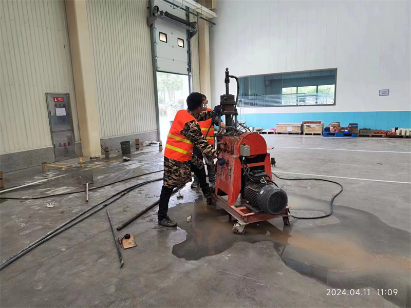 宁武厂房地面下沉塌陷注浆加固施工